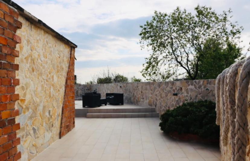 Iva Apartman Sa Bazenom Donji Zemunik Exterior foto