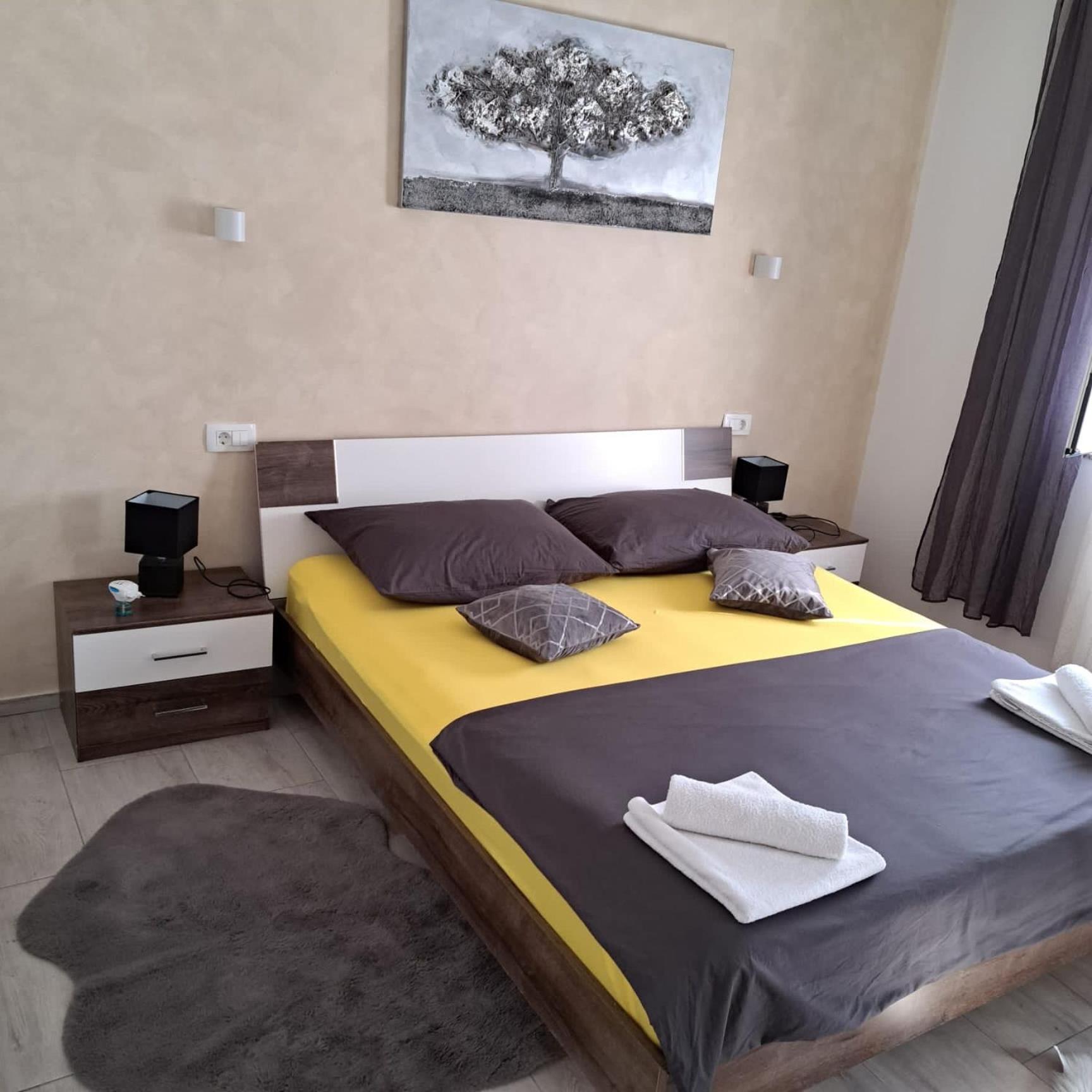 Iva Apartman Sa Bazenom Donji Zemunik Exterior foto
