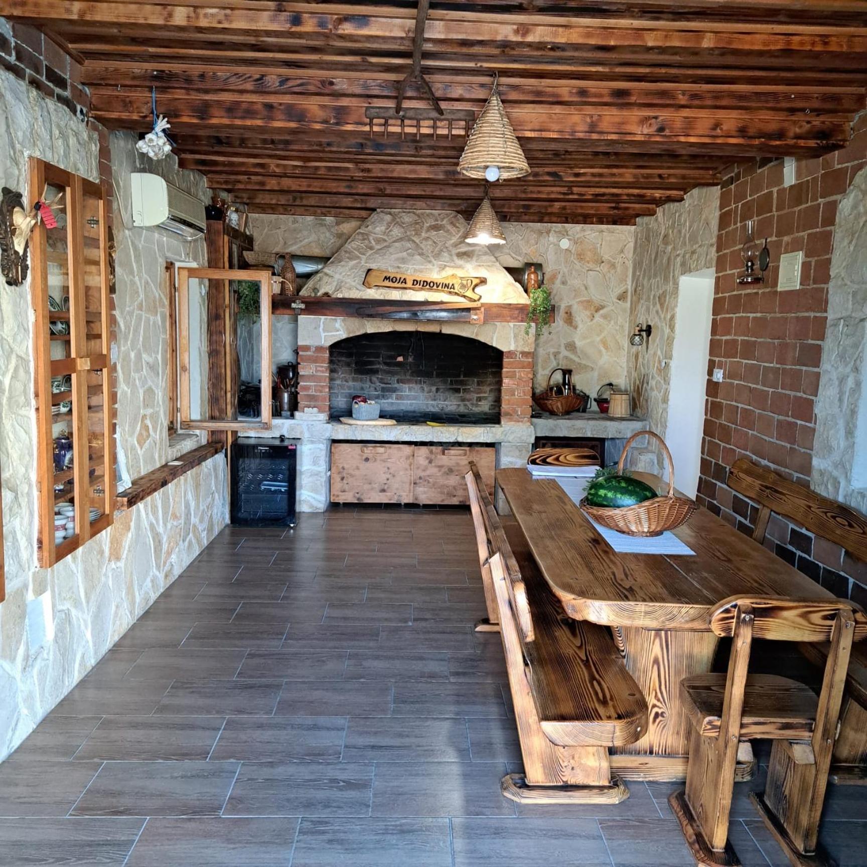 Iva Apartman Sa Bazenom Donji Zemunik Exterior foto